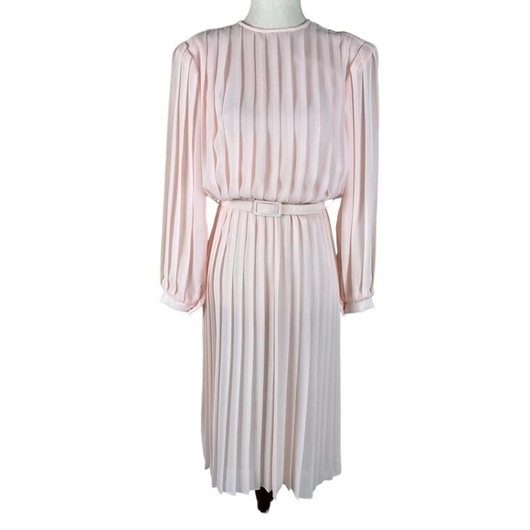 Monica Richards Pale Pink Pleated Dress - Picture 1 of 8